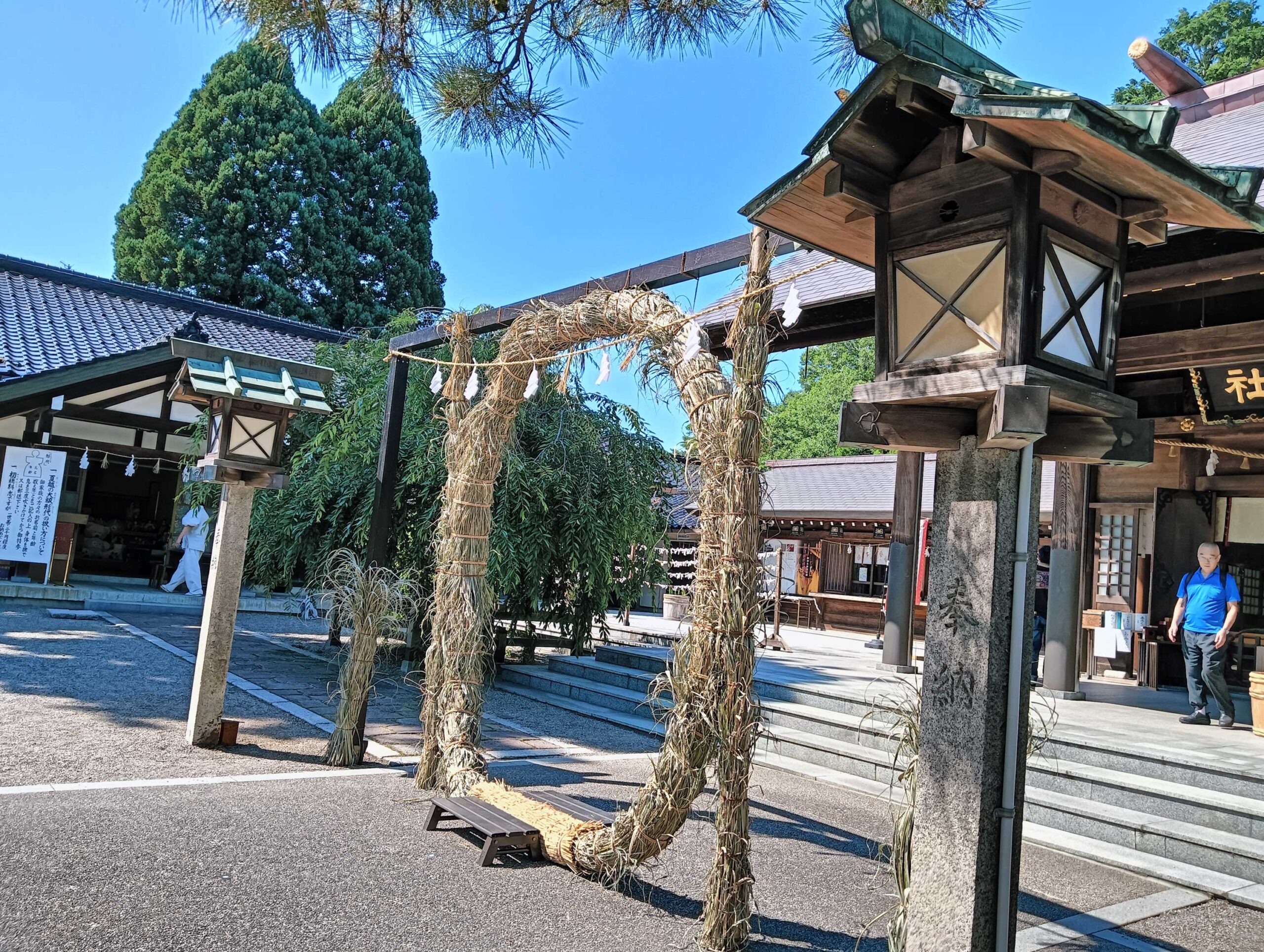 「茅の輪くぐり」って知ってますか？今日で2025年折り返し