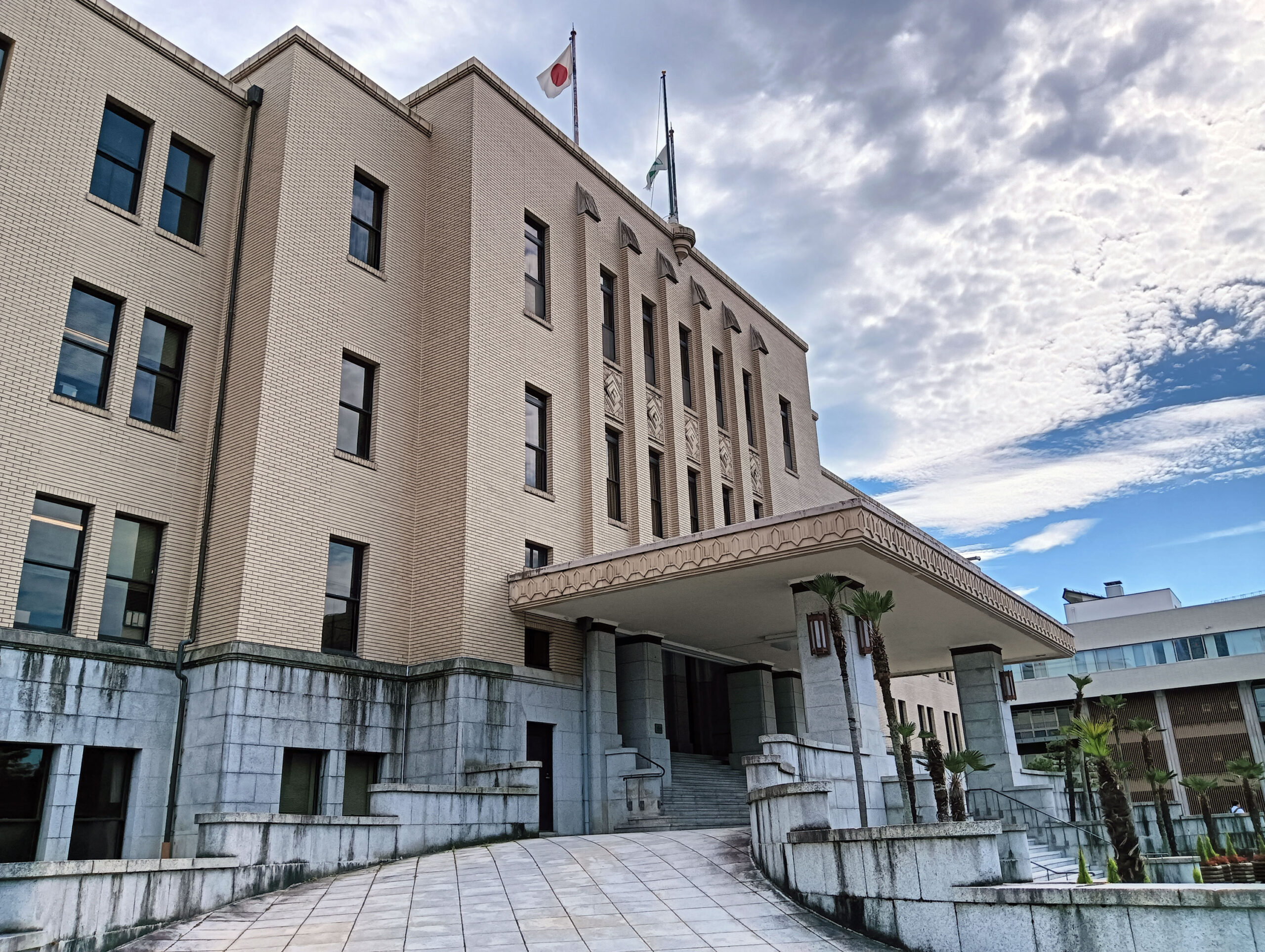 富山県庁に仕事で訪れた。国の登録有形文化財に登録されていた。