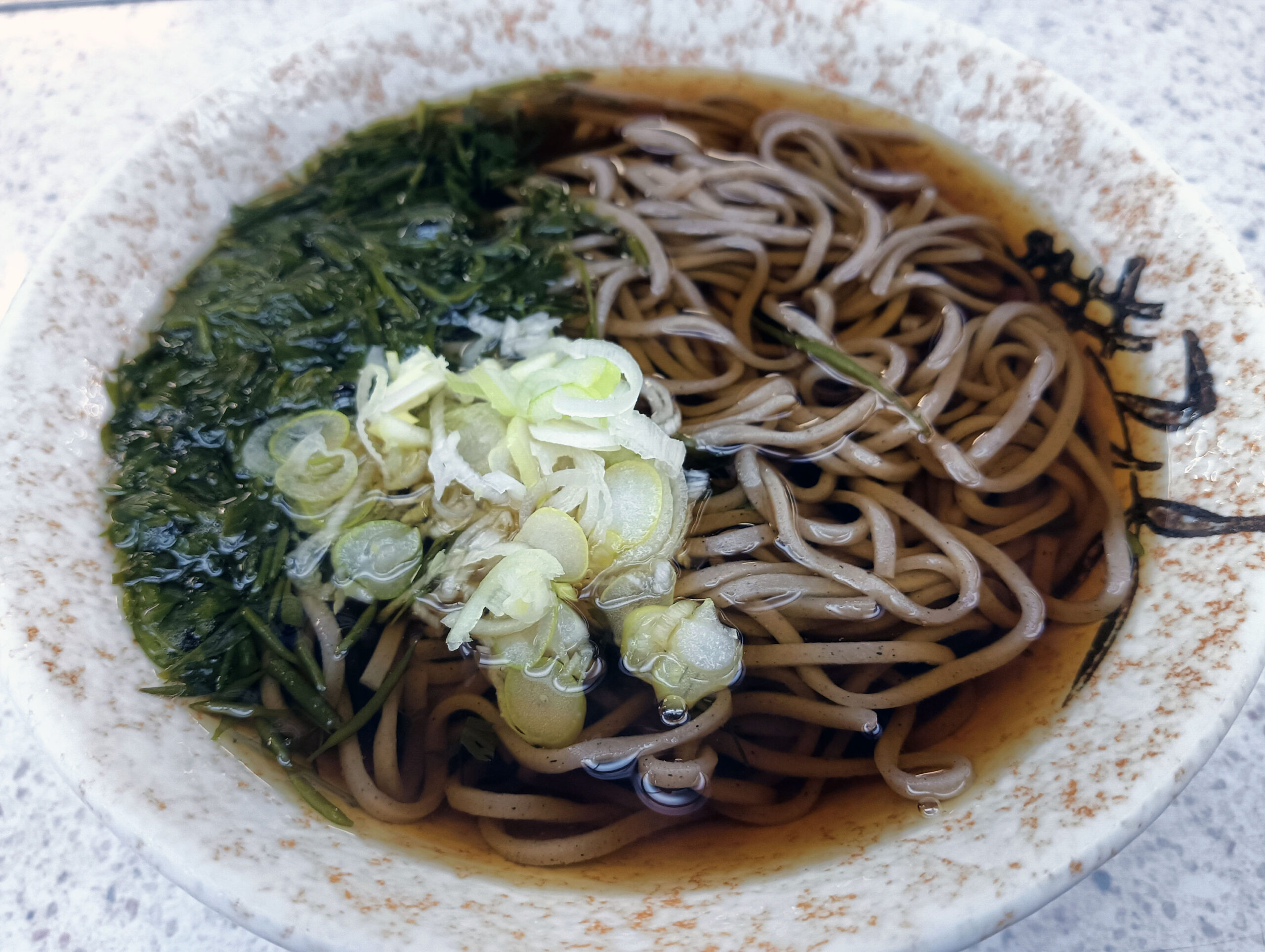 佐渡汽船直江津ターミナルの「食堂　ながも」